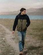 Load image into Gallery viewer, Men&#39;s outdoor hiking Jacket
