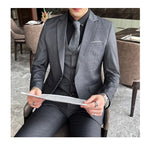 Load image into Gallery viewer, Men&#39;s Formsl Business Suit Three OR Two Piece Set
